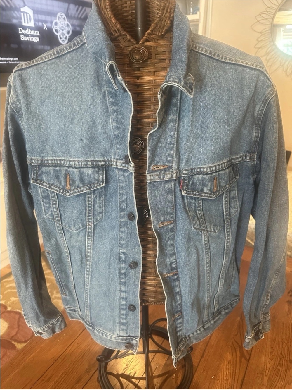 Levi’s Standard Trucker Denim Jacket Medium Wash Button Front Size L 70507 - Picture 1 of 6